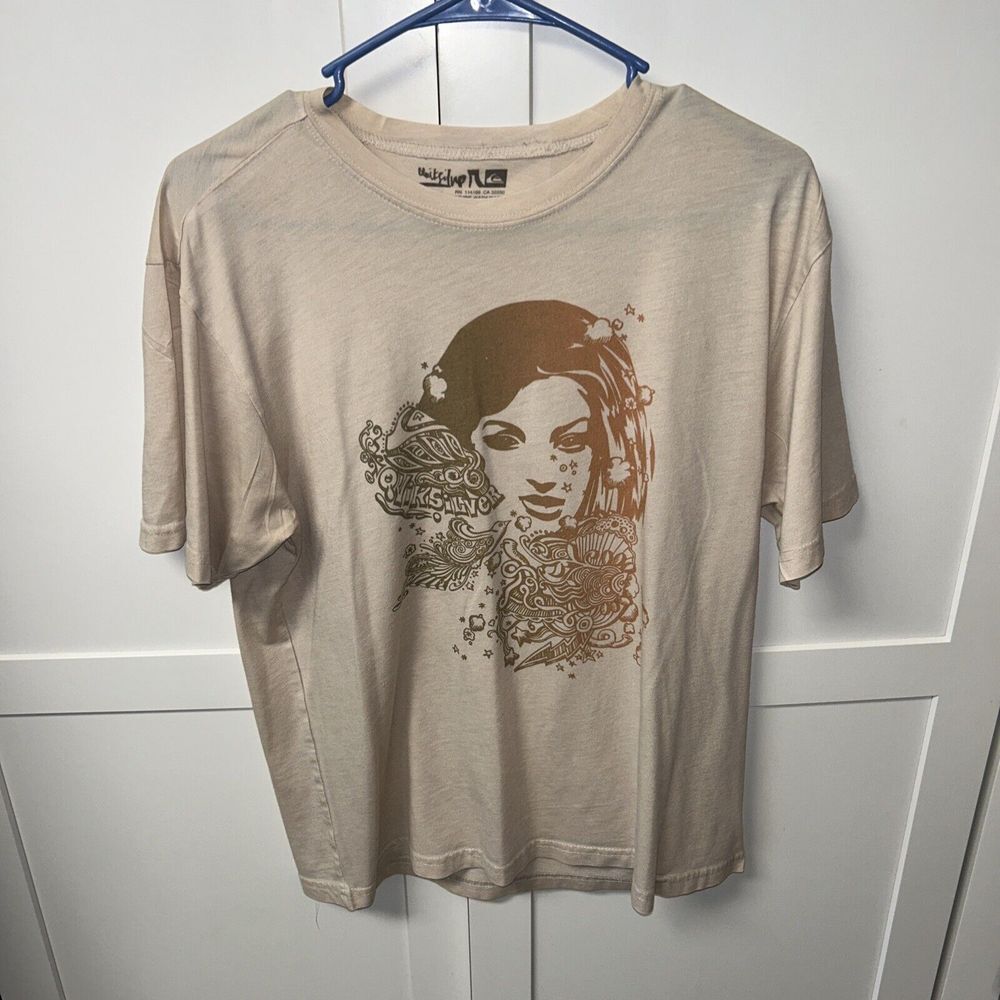Quiksilver Beige T-Shirt Tee Girl Design Surf Mens‎ Size Medium